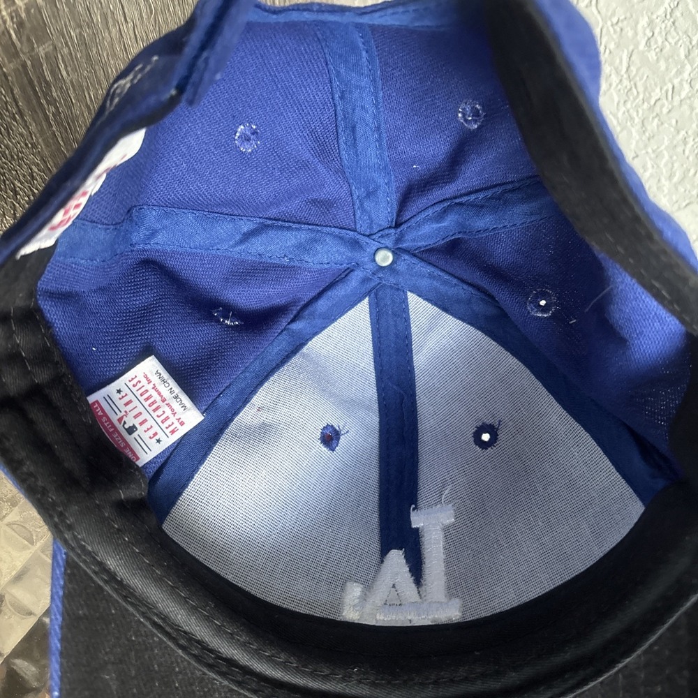 LA Dodgers Baseball HELLO KITTY Night Hat Ears Bow Genuine MLB Sanrio RARE HTF - Picture 8 of 13